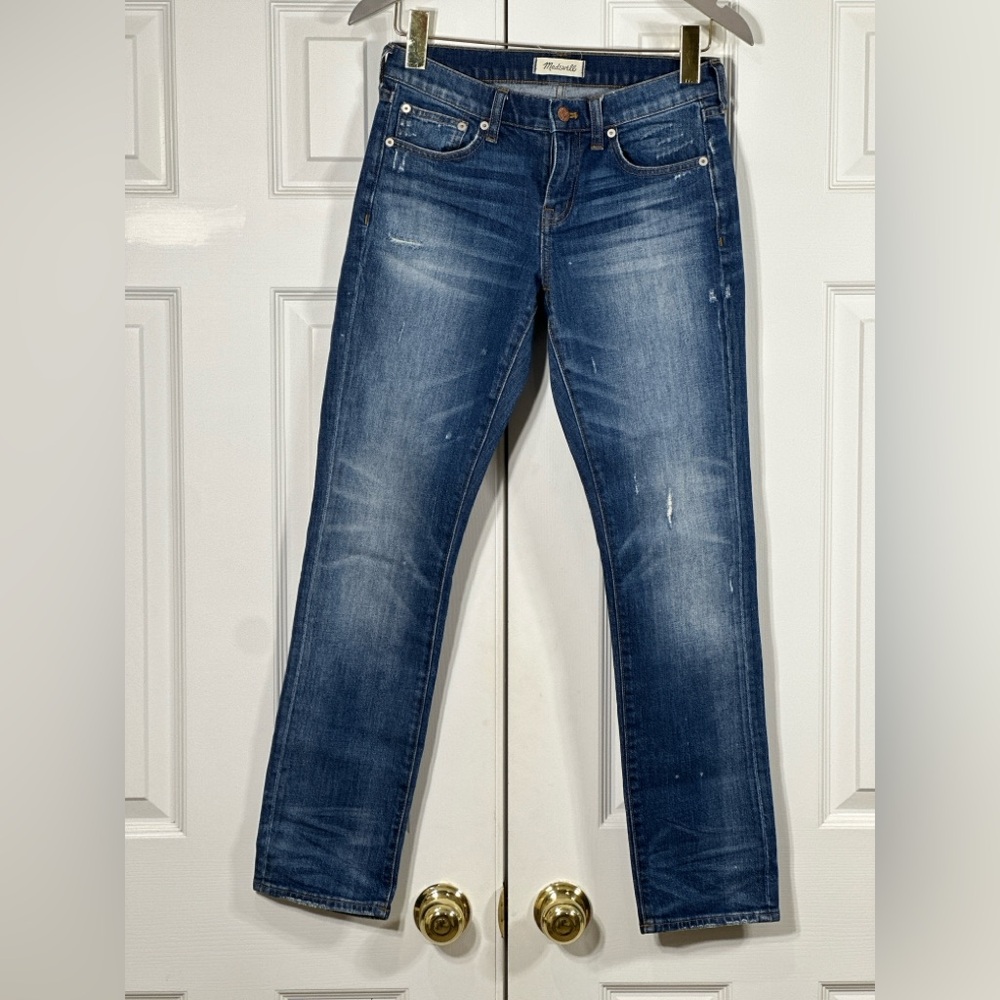 Madewell distressed The‎ Slim BoyJean size 24